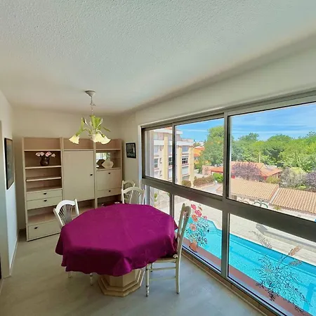 T2 Avec Piscine Et Garage Au Centre-plage D'argeles-sur-mer - Fr-1-388-212 *