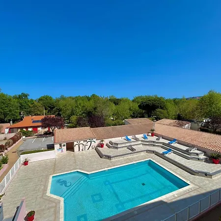 T2 Avec Piscine Et Garage Au Centre-plage D'argeles-sur-mer - Fr-1-388-212 公寓 *